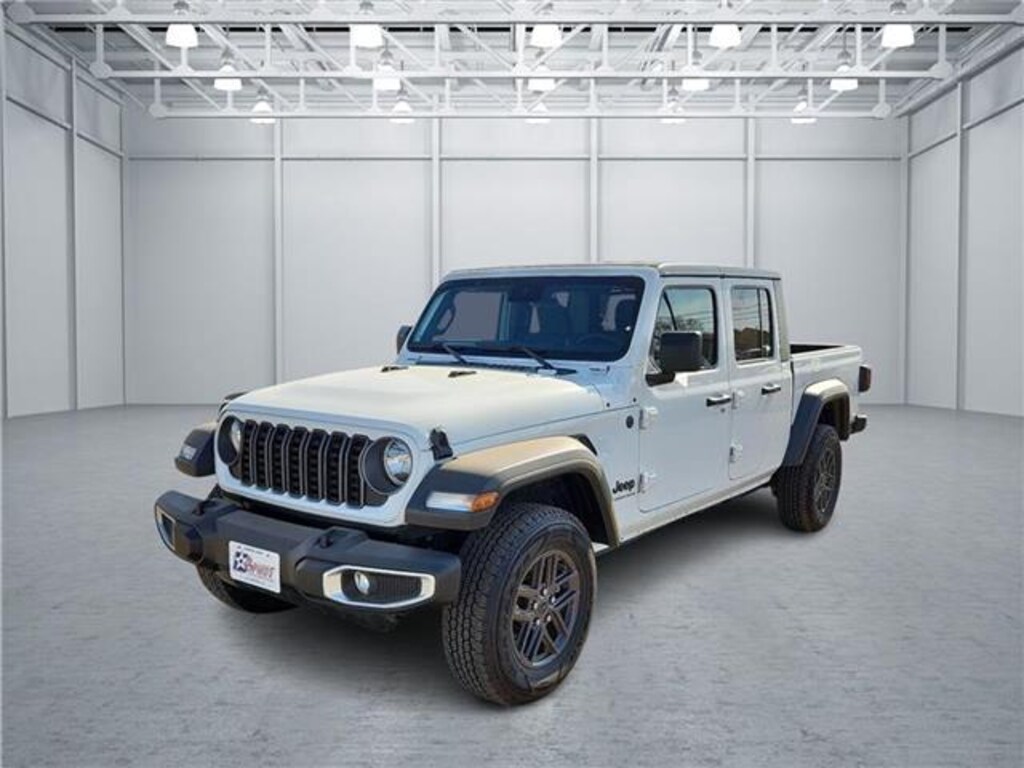 Used 2025 Jeep Gladiator Sport S 4x4 Crew Cab 5 ft. box