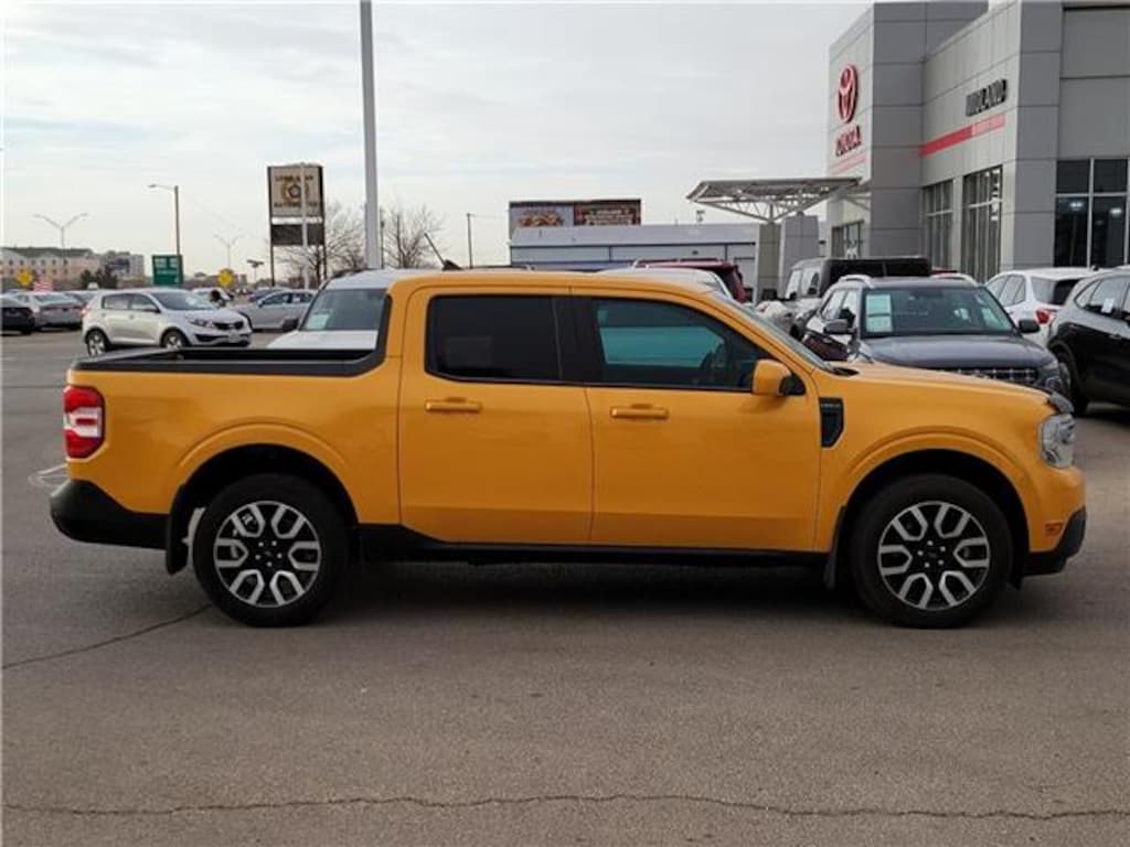 Used 2023 Ford Maverick Lariat All-Wheel Drive SuperCrew 4.5 ft. box 121.1