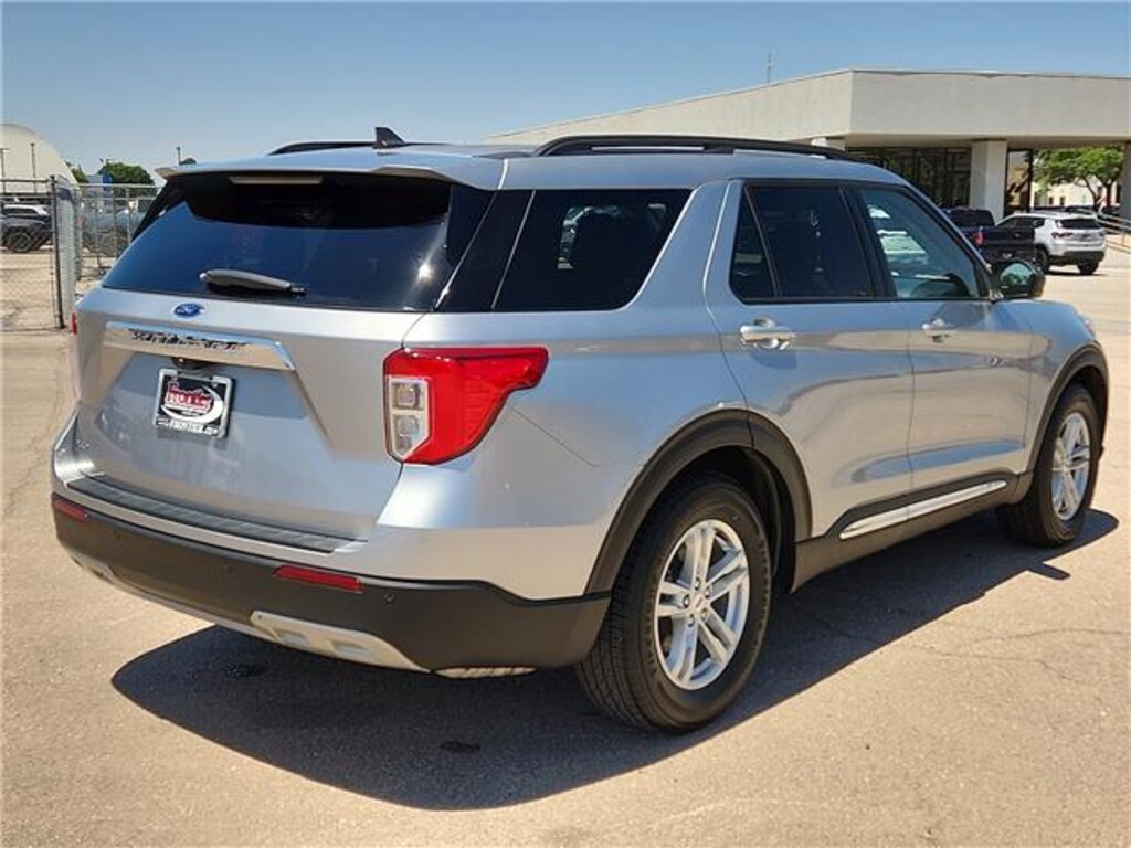 Used 2023 Ford Explorer XLT 4x2