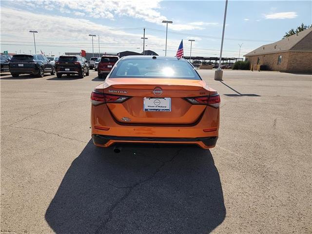 2024 Nissan Sentra SR photo 4