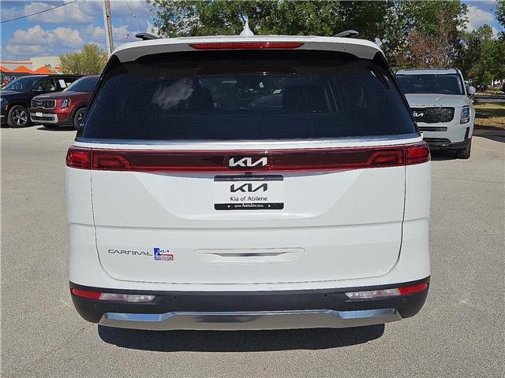 Used 2024 KIA Carnival SX Passenger Van
