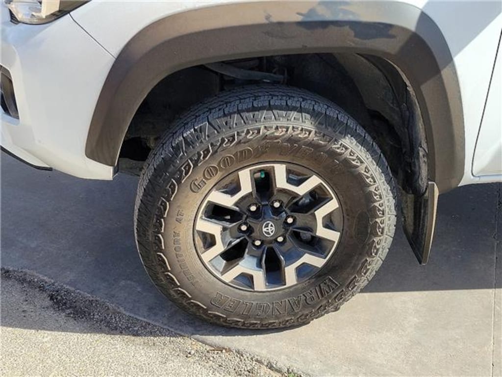 Used 2023 Toyota Tacoma TRD Off Road V6 4x4 Double Cab 5 ft. box 127.4 in.