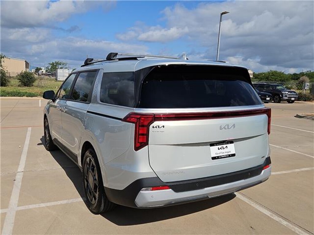 Used 2025 KIA Carnival Hybrid EX Passenger Van