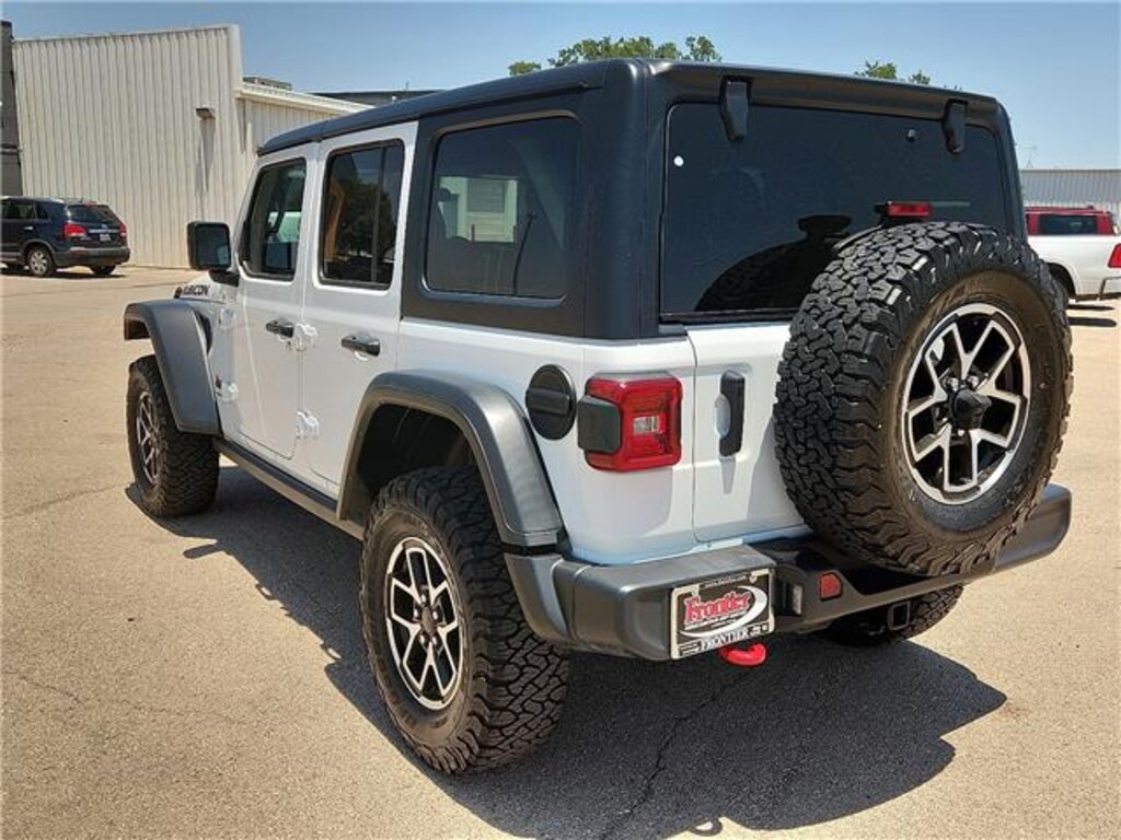 Used 2024 Jeep Wrangler Rubicon 4x4