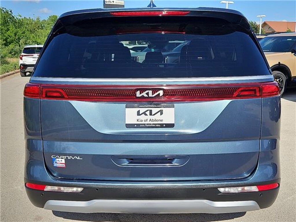 Used 2024 KIA Carnival EX Passenger Van