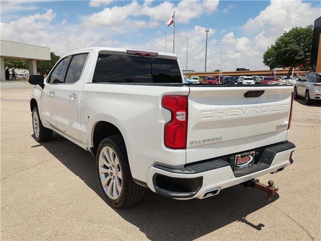 Used 2021 Chevrolet Silverado 1500 High Country 4x4 Crew Cab 5.75 ft. box 147.4 in. W
