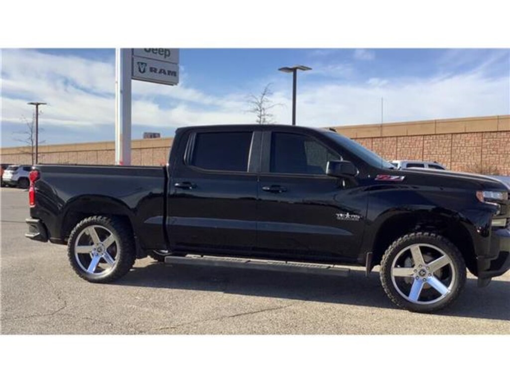 Used 2021 Chevrolet Silverado 1500 RST 4x4 Crew Cab 5.75 ft. box 147.4 in. WB