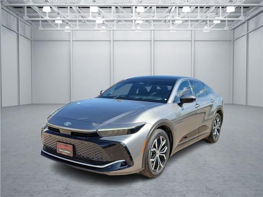 Used 2023 Toyota Crown Limited