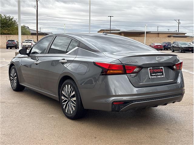 Used 2024 Nissan Altima 2.5 SV