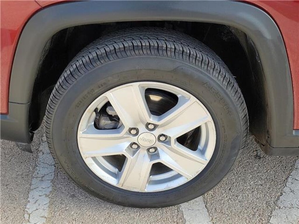 Used 2022 Jeep Compass Latitude Front-Wheel Drive