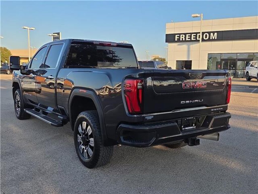 Used 2024 GMC Sierra 2500HD Denali 4x4 Crew Cab 6.75 ft. box 159 in. WB