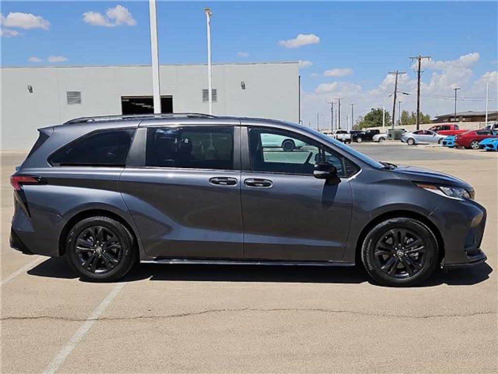 Used 2025 Toyota Sienna XSE 7 Passenger
