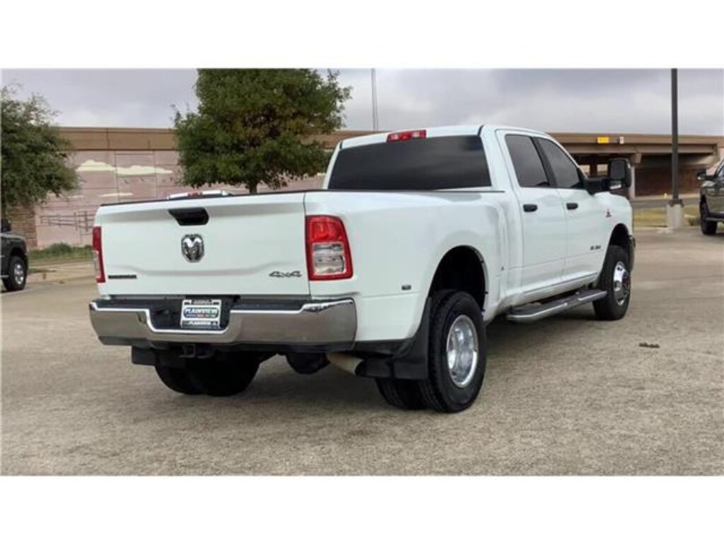 Used 2024 RAM 3500 Big Horn 4x4 Crew Cab 8 ft. box 169.5 in. WB
