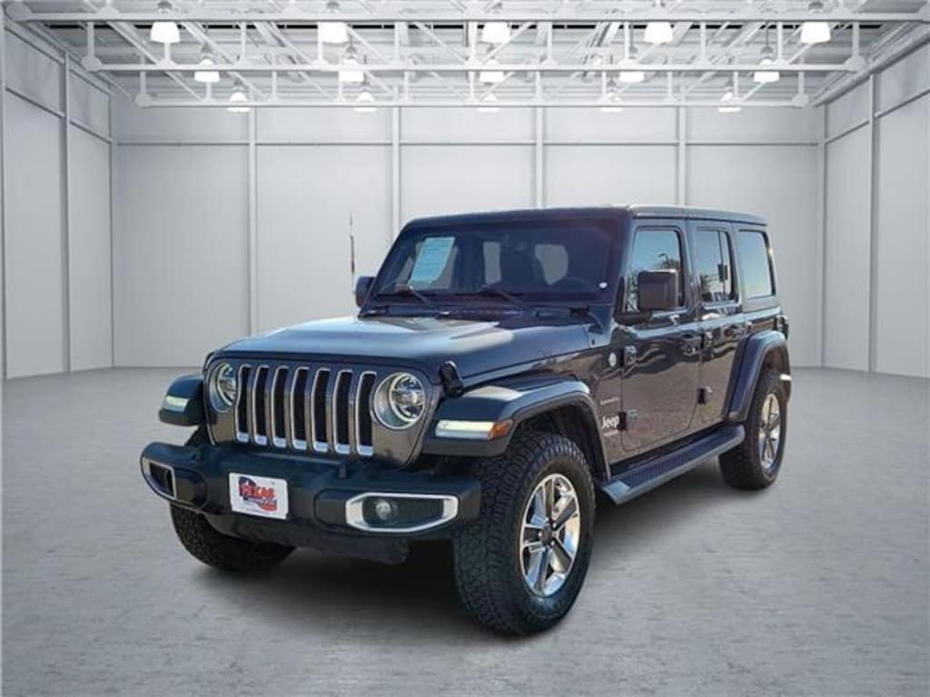 Used 2018 Jeep Wrangler Unlimited Sahara 4x4