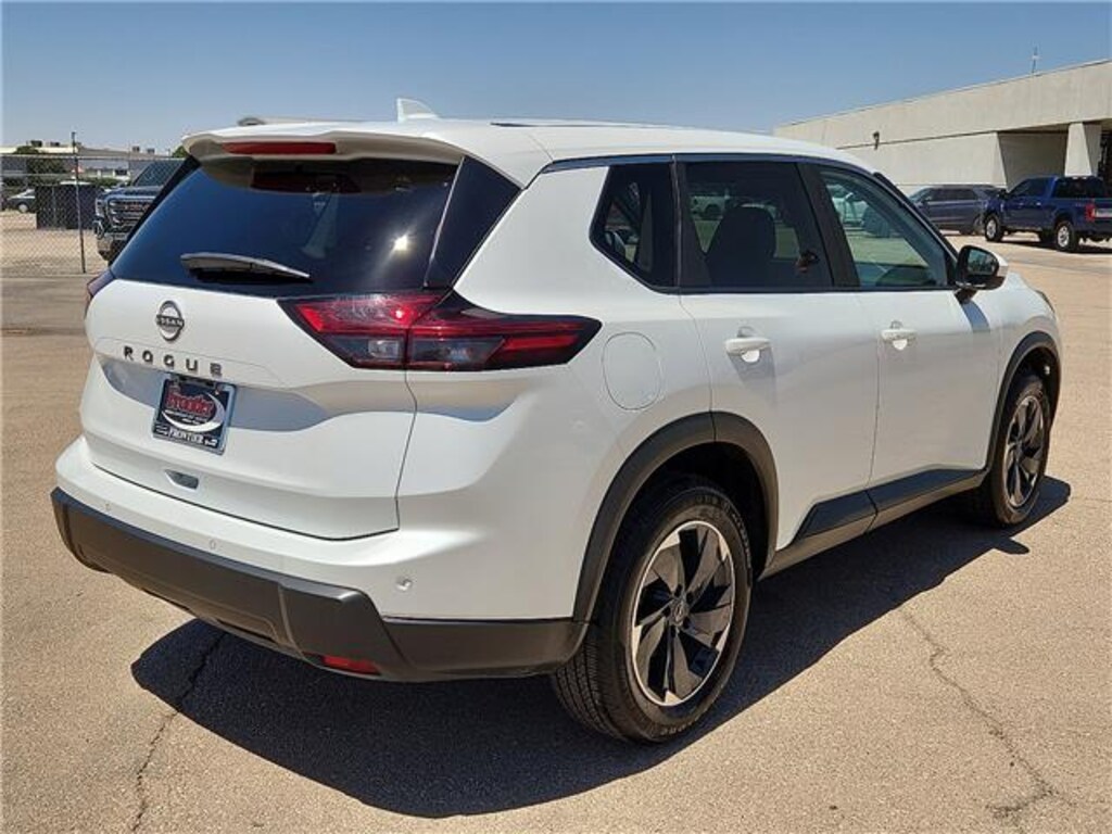 Used 2025 Nissan Rogue SV Front-Wheel Drive
