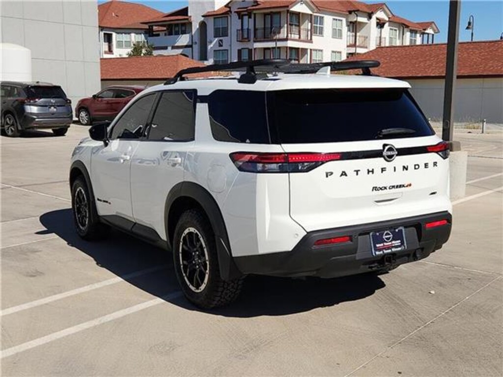 Used 2025 Nissan Pathfinder Rock Creek 4x4