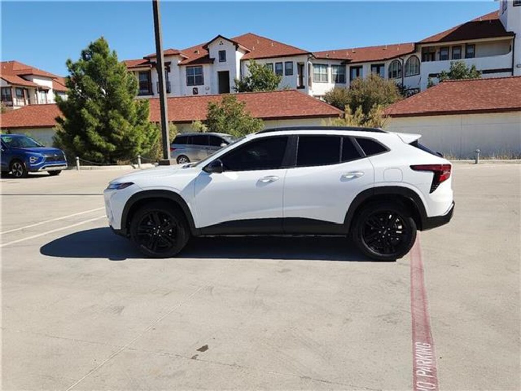 Used 2025 Chevrolet Trax ACTIV Front-Wheel Drive