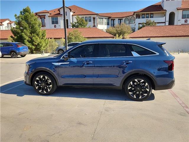 2024 Kia Sorento EX photo 2