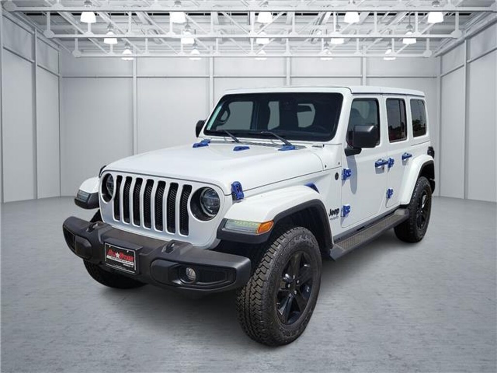 Used 2021 Jeep Wrangler Unlimited Sahara Altitude 4x4