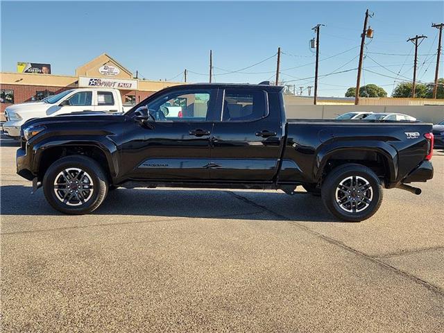 2024 Toyota Tacoma TRD Sport Double Cab photo 2