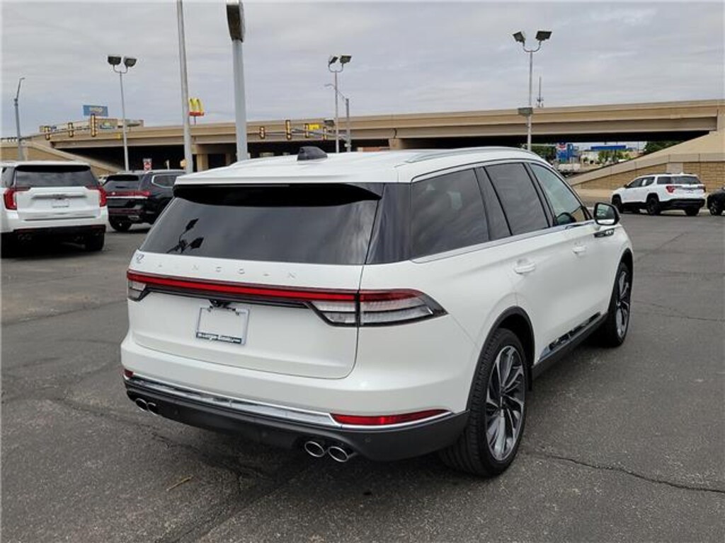 Used 2025 Lincoln Aviator Reserve All-Wheel Drive