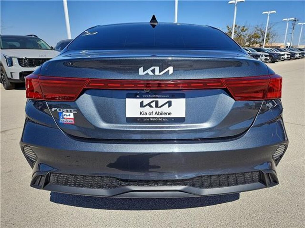 Used 2024 KIA Forte LXS (IVT) Sedan