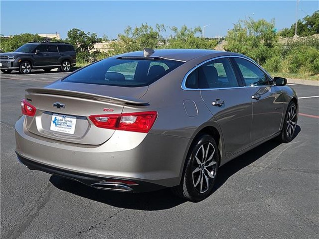 Used 2025 Chevrolet Malibu RS Sedan
