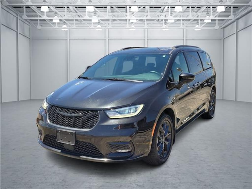 Used 2021 Chrysler Pacifica Touring All-wheel Drive Passenger Van