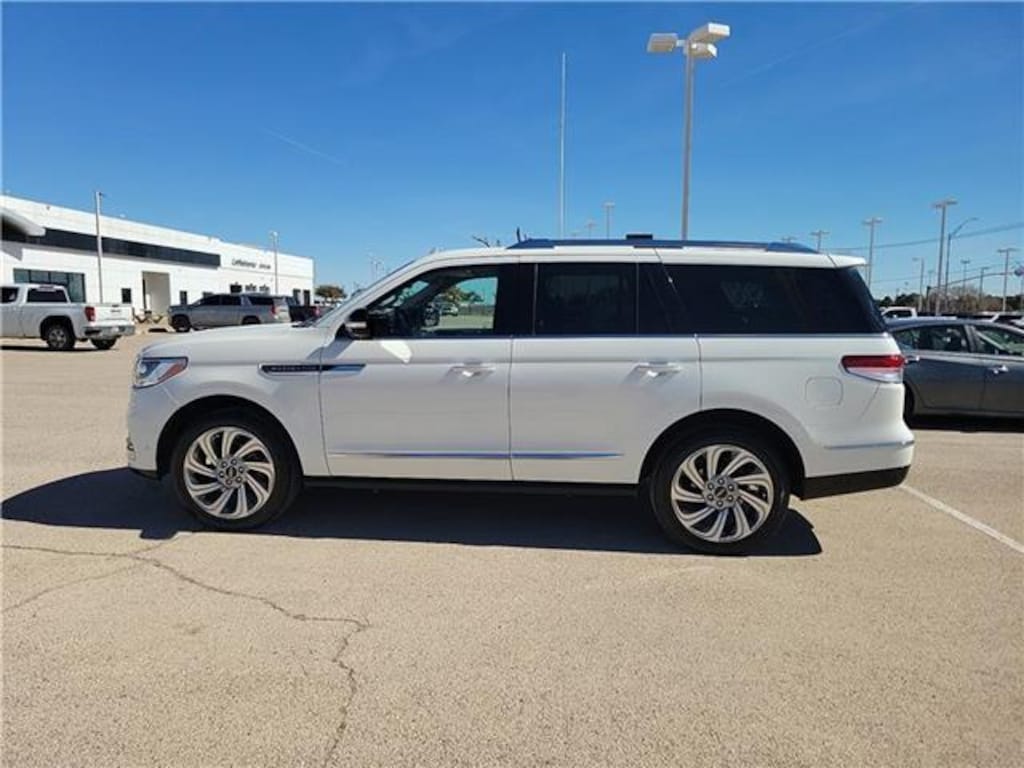 Used 2023 Lincoln Navigator Reserve 4x4