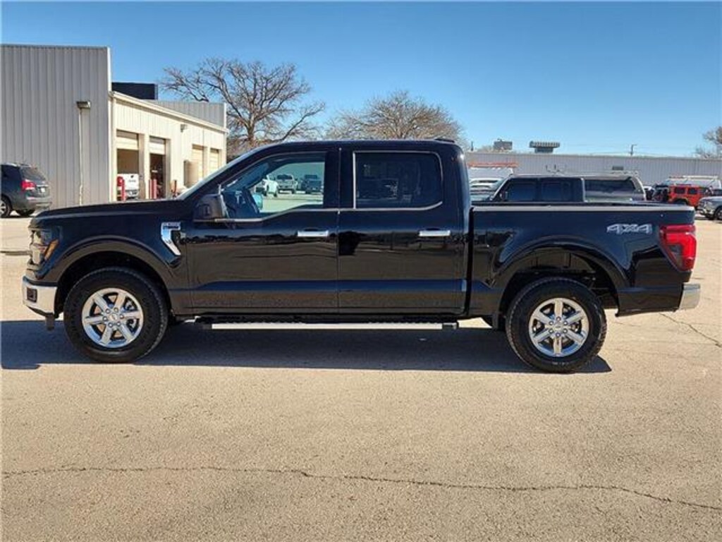 Used 2025 Ford F-150 XLT 4x4 SuperCrew Cab 5.5 ft. box 145 in. WB