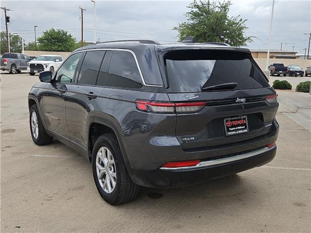 Used 2022 Jeep Grand Cherokee Limited 4x4