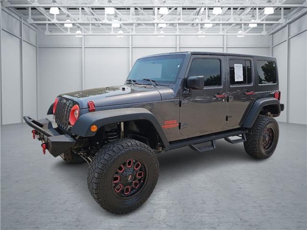Used 2017 Jeep Wrangler Unlimited Sport 4x4