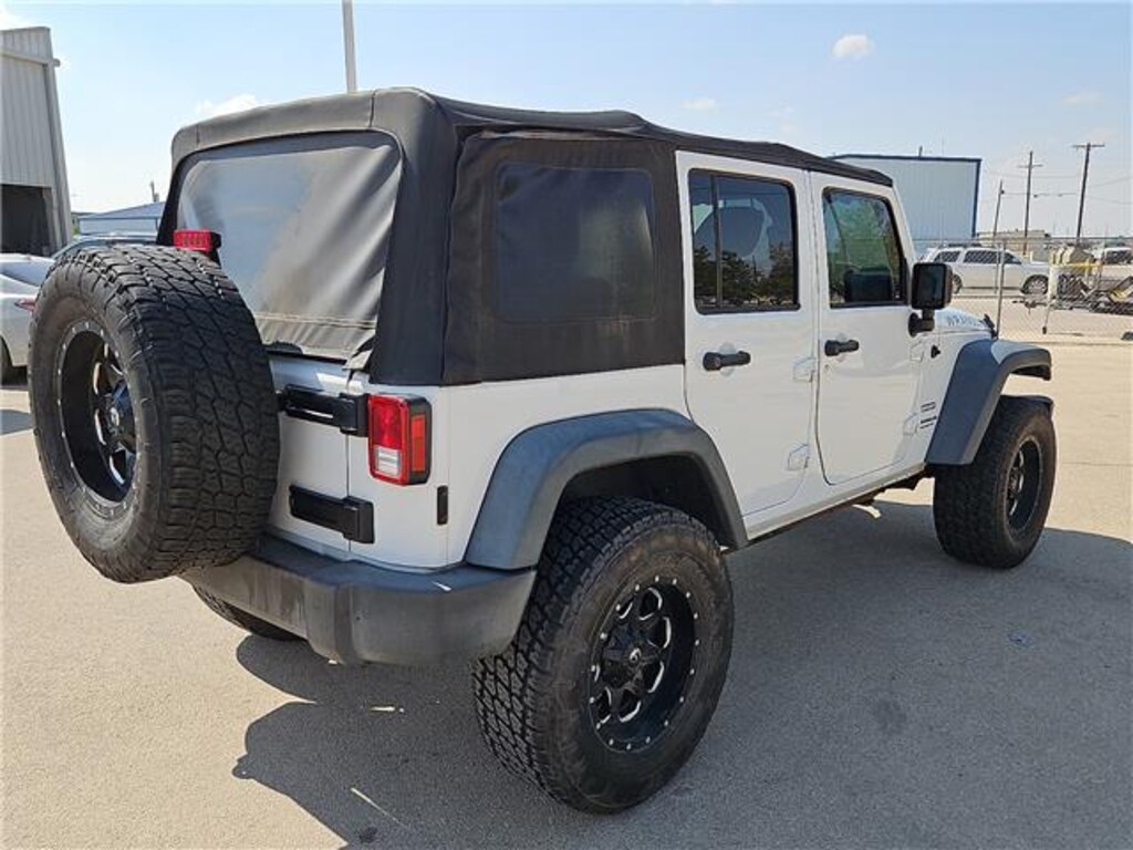 Used 2015 Jeep Wrangler Unlimited Sport 4x4