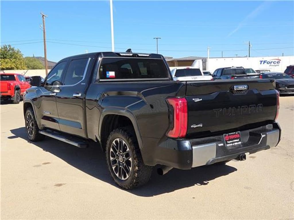 Used 2022 Toyota Tundra Limited (A10) 4x4 CrewMax 6.5 ft. box 157.7 in. WB
