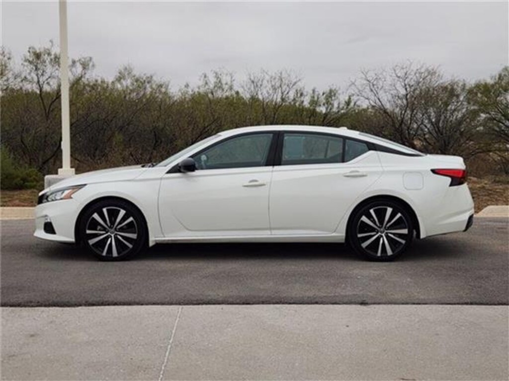 Used 2021 Nissan Altima 2.5 SR