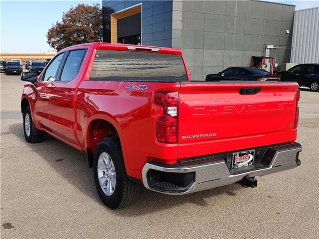 Used 2025 Chevrolet Silverado 1500 LT w/1LT 4x4 Crew Cab 5.75 ft. box 147.4 in. WB