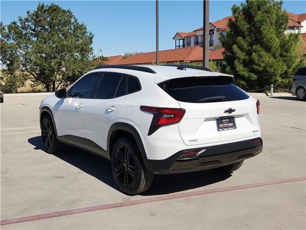 Used 2025 Chevrolet Trax ACTIV Front-Wheel Drive