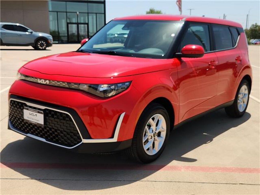 Used 2024 KIA Soul S (IVT) Hatchback
