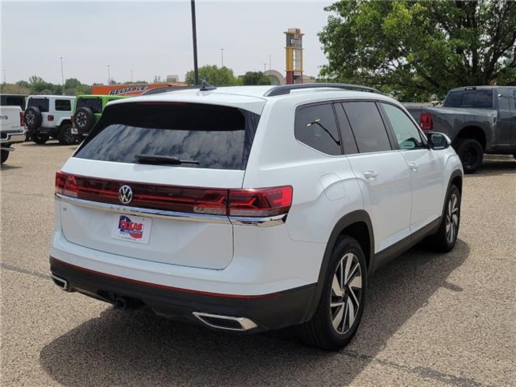 Used 2023 Volkswagen Atlas 2.0T SE w/Technology Front-Wheel Drive
