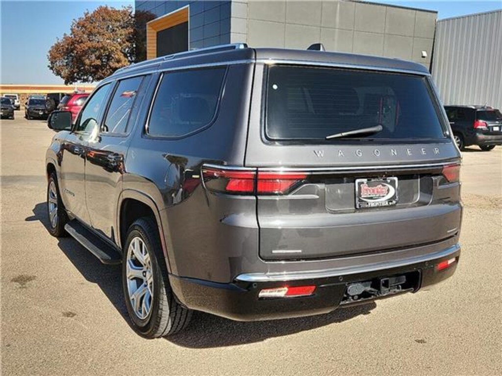 Used 2022 Jeep Wagoneer Series II 4x4