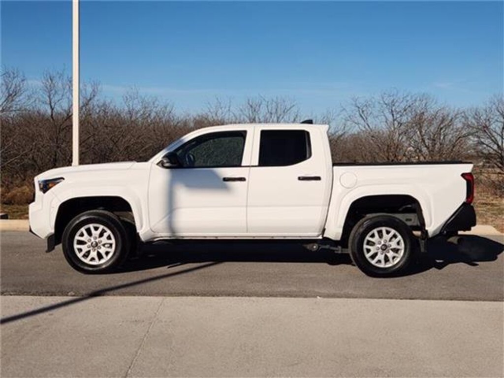 Used 2024 Toyota Tacoma SR 4x2 Double Cab 5 ft. box