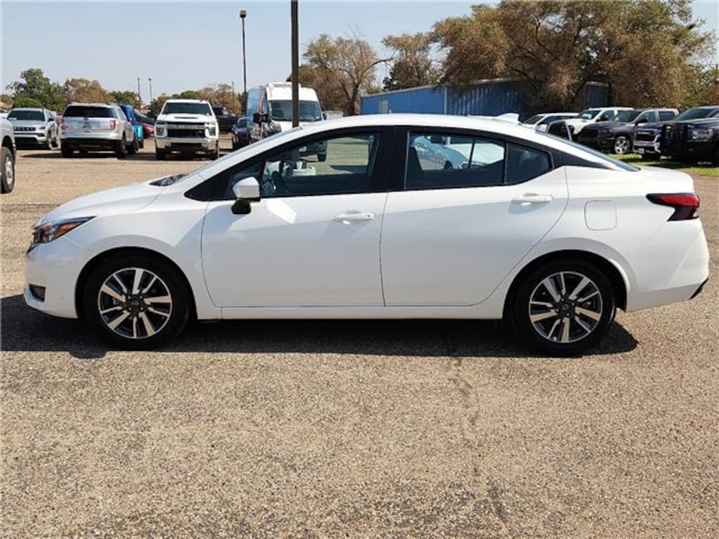 Used 2025 Nissan Versa 1.6 SV