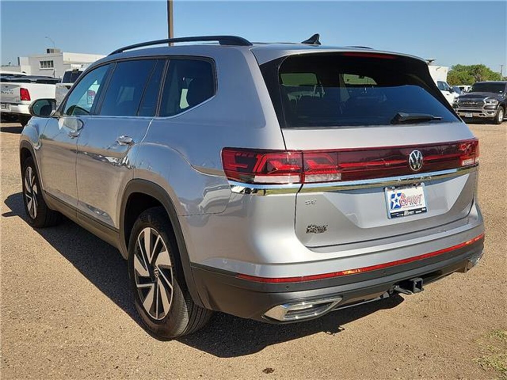 Used 2025 Volkswagen Atlas 2.0T SE w/Technology Front-Wheel Drive