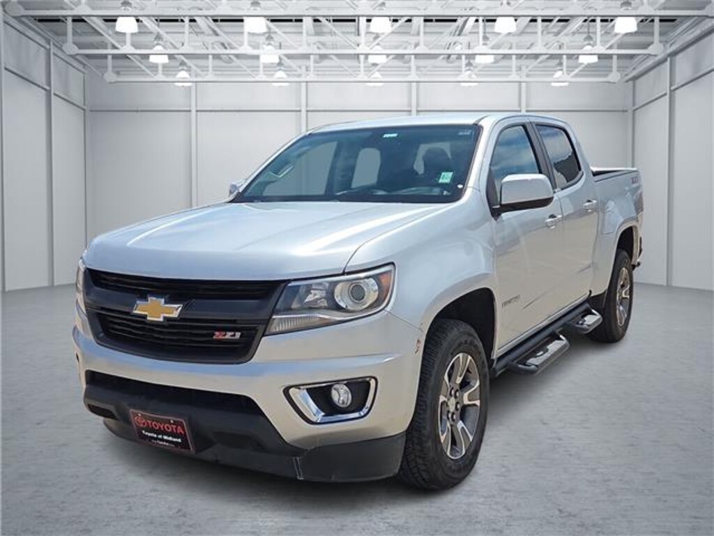 Used 2016 Chevrolet Colorado Z71 4x2 Crew Cab 5 ft. box 128.3 in. WB