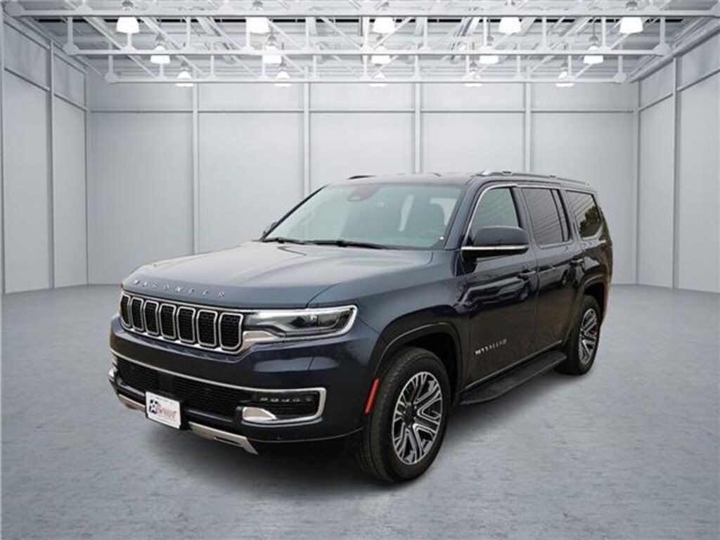 Used 2024 Jeep Wagoneer Series II 4x2