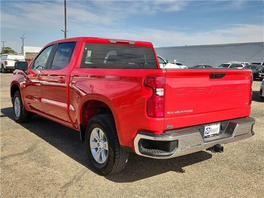 Used 2025 Chevrolet Silverado 1500 LT w/1LT 4x2 Crew Cab 5.75 ft. box 147.4 in. WB