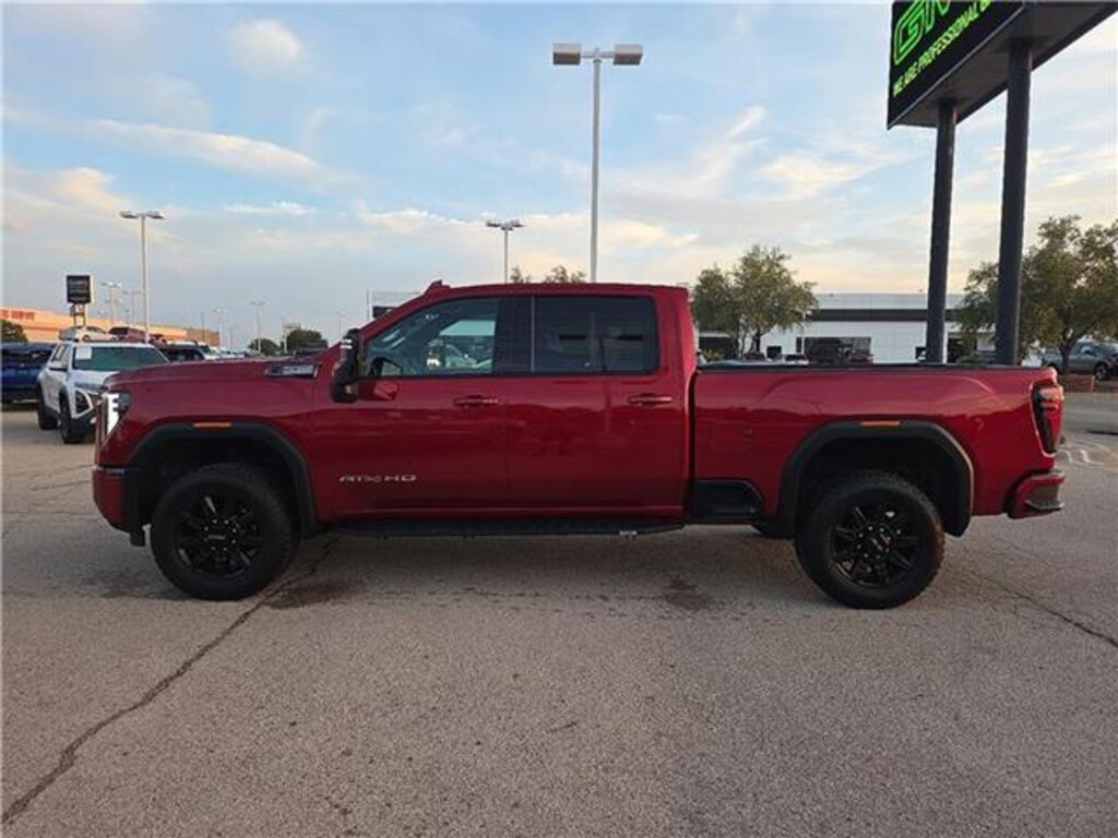 Used 2024 GMC Sierra 3500HD AT4 4x4 Crew Cab 6.75 ft. box 159 in. WB SRW