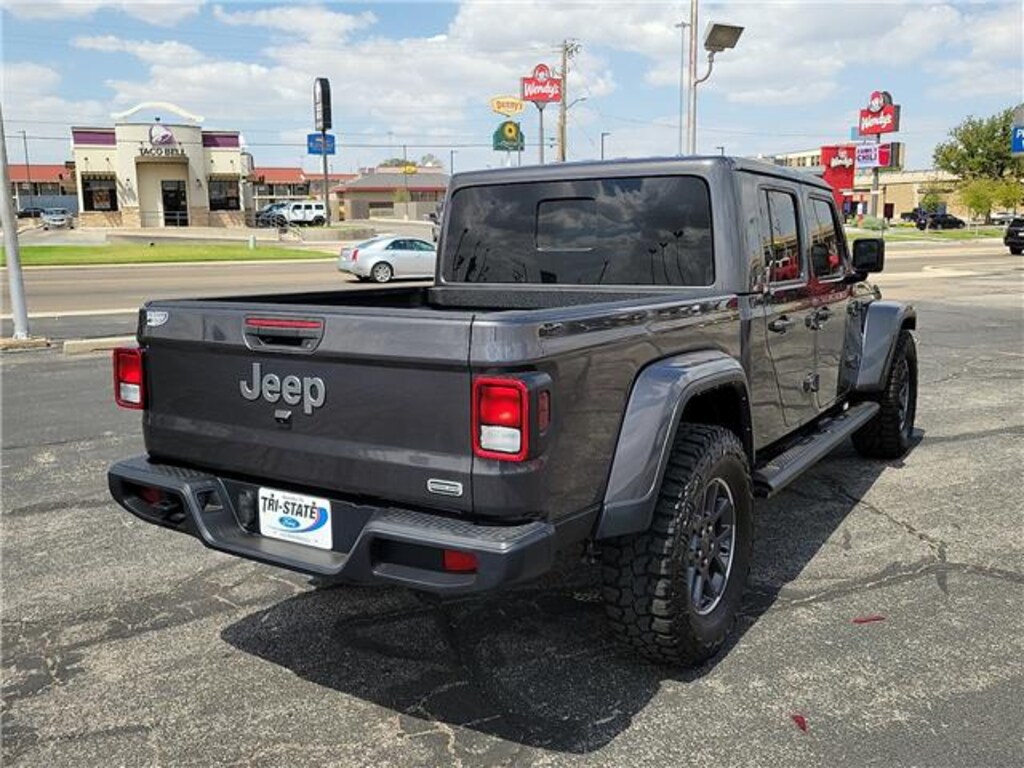 Used 2023 Jeep Gladiator Overland 4x4 Crew Cab 5 ft. box
