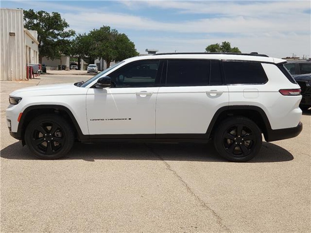 Used 2023 Jeep Grand Cherokee L Altitude 4x4