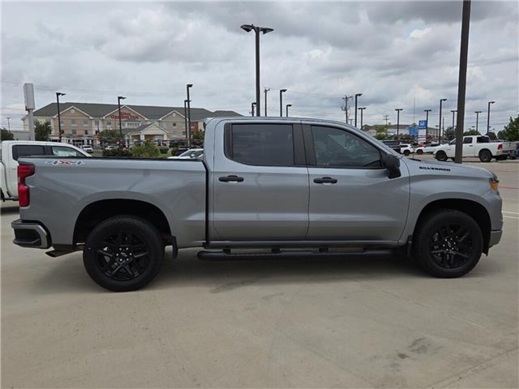 Used 2024 Chevrolet Silverado 1500 Custom 4x4 Crew Cab 5.75 ft. box 147.4 in. WB